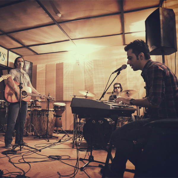 دانلود آهنگ ﻿شهر من کو